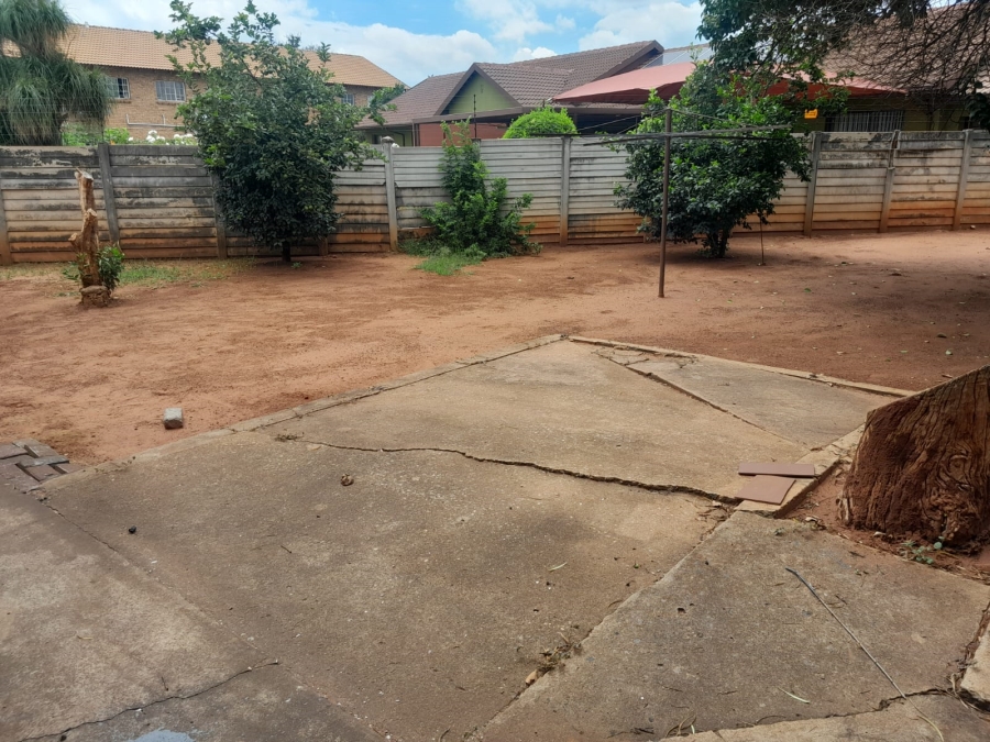 3 Bedroom Property for Sale in Rustenburg Central North West